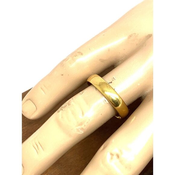 Men\'s Wedding Band Gold Tone Stainless Steel 5mm Ring Size 11.75